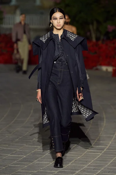 Look 55